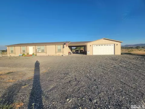 85 Riverbanks Ct, Lovelock, NV 89419