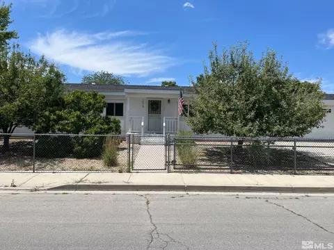 1072 Parkland Ave, Carson City, NV 89701