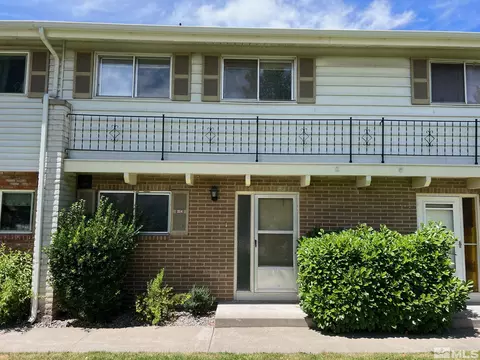 214 Smithridge, Reno, NV 89502