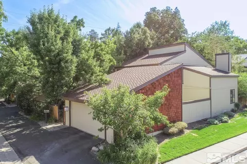 1671 Foster Dr, Reno, NV 89509