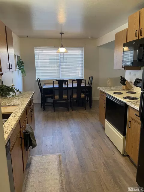 209 Hackamore Way, Carson City, NV 89701 photo 4