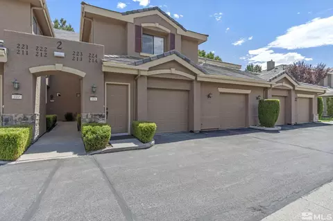 900 S Meadows Pkwy #223, Reno, NV 89521