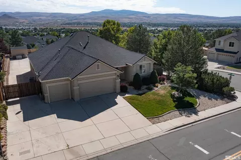 1014 Fuggles Dr, Sparks, NV 89441