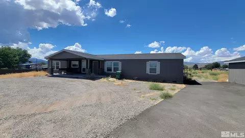 5045 Pawnee Dr, Stagecoach, NV 89429