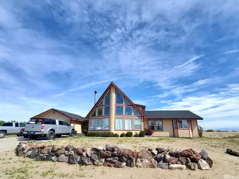 2100 Indian Lakes Rd, Fallon, NV 89406