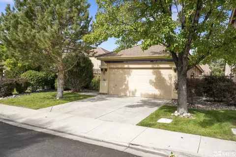 2660 Lawry Dr, Sparks, NV 89436