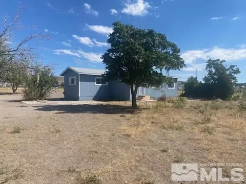 4999 Apache Dr, Stagecoach, NV 89429