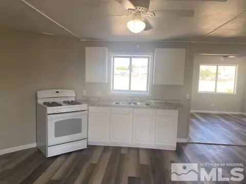 4999 Apache Dr, Stagecoach, NV 89429 photo 9