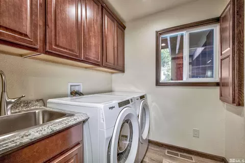 206 S Benjamin Dr, Stateline, NV 89449 photo 23
