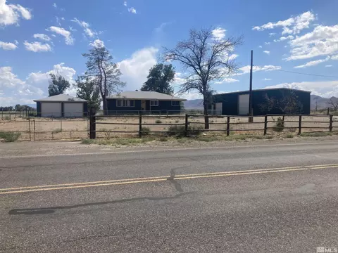 29 Campbell Ln, Yerington, NV 89447