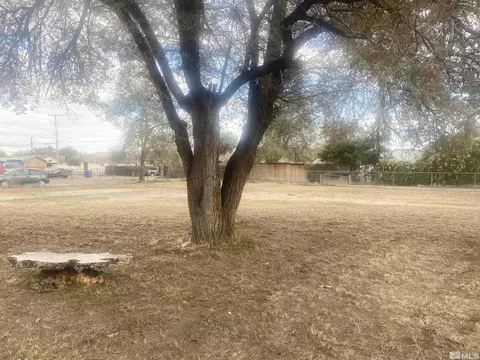 535 S Ada St, Fallon, NV 89406 photo 3