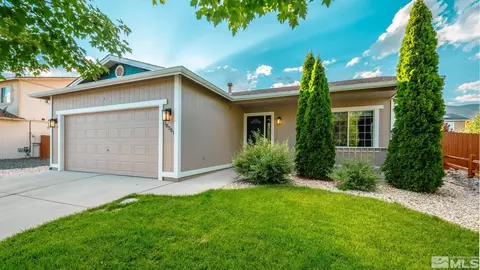 18381 Narrowleaf Ct, Reno, NV 89508