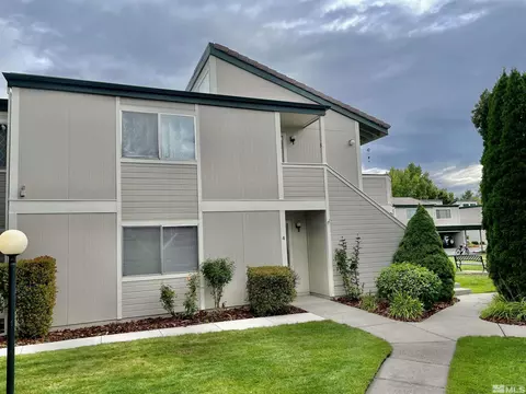 2523 Sunny Slope Dr #4, Sparks, NV 89434