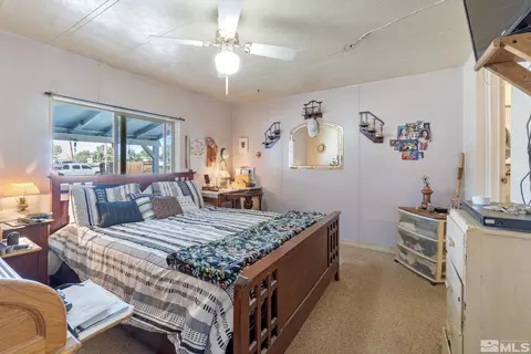610 E 4th Ave, Sun Valley, NV 89433 photo 18