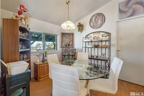 610 E 4th Ave, Sun Valley, NV 89433 photo 14