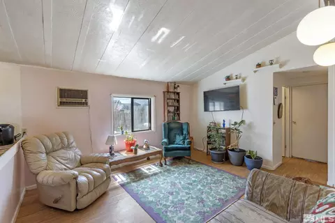 610 E 4th Ave, Sun Valley, NV 89433 photo 5