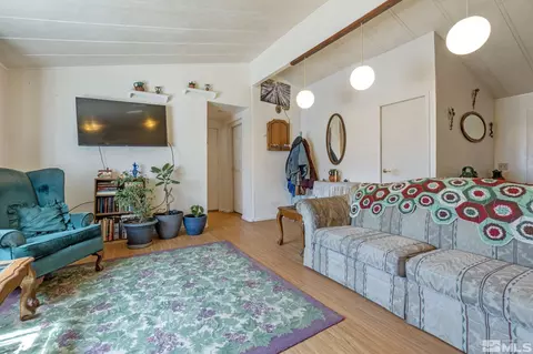 610 E 4th Ave, Sun Valley, NV 89433 photo 8