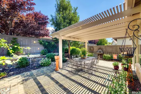 14000 Welsh Mountain Ct, Reno, NV 89521