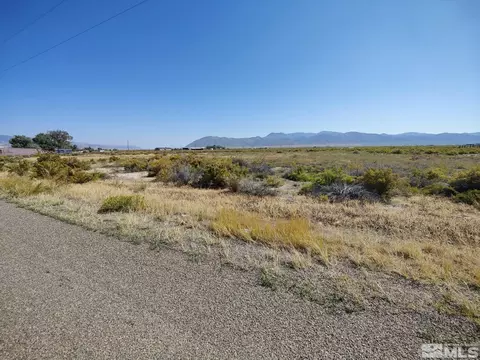 1420 E Battle, Mountain, NV 89820 photo 5