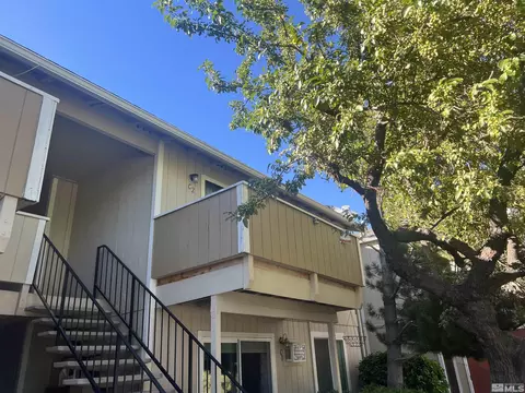 3885 E Leonesio Dr #C2, Reno, NV 89512
