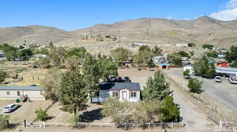 13 Grosh Ave, Dayton, NV 89403