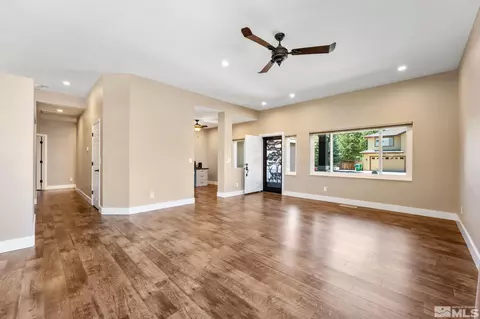 609 Moab Ct, Reno, NV 89511 photo 4