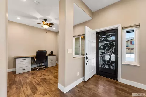 609 Moab Ct, Reno, NV 89511 photo 2