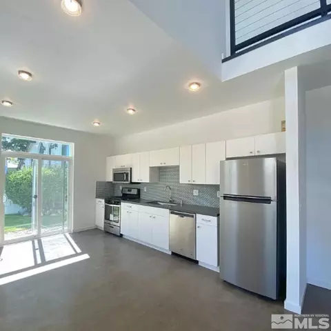 1065 Haskell St, Reno, NV 89509 photo 5