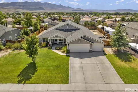 831 Laca St, Dayton, NV 89403