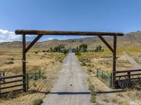15385 Elkhorn Ln, Reno, NV 89506