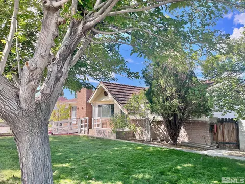 185 B St, Hawthorne, NV 89415