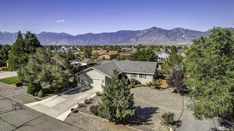 2964 San Fernando St, Minden, NV 89423