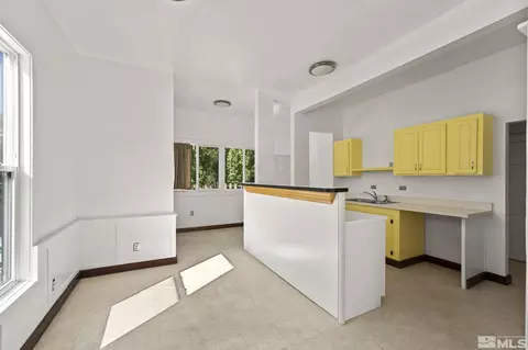 515 E 6th St, Reno, NV 89502 photo 5