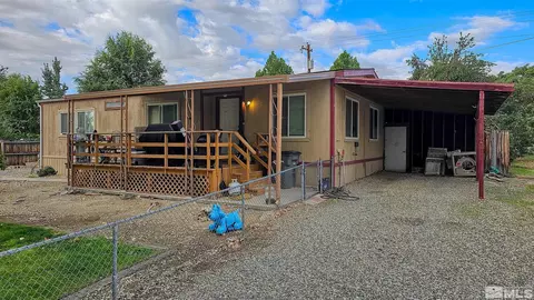490 First Ave, Yerington, NV 89447