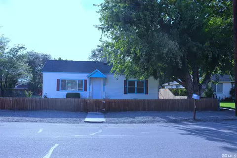 127 S California St, Yerington, NV 89447