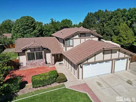 3613 Waterfall Ct, Sparks, NV 89434