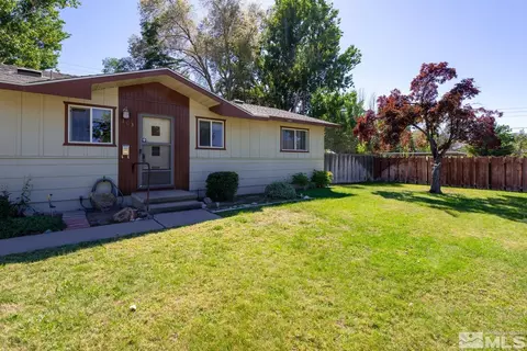 103 Shipley Dr, Yerington, NV 89447