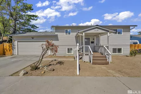 1318 Siskiyou Dr, Carson City, NV 89701