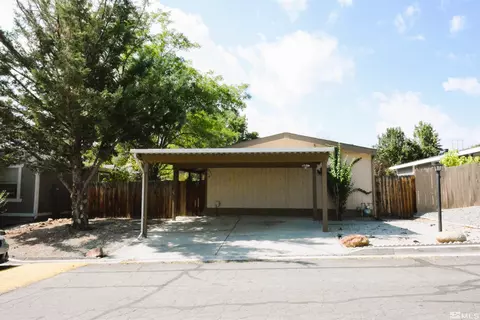 2731 Larkspur St, Reno, NV 89512