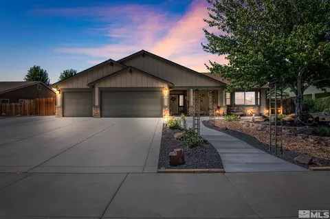 855 Klien St, Dayton, NV 89403