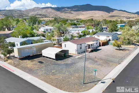 201 Garnet Cir, Mound House, NV 89706
