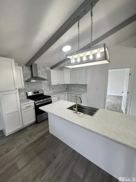 50 Mortensen Ln, Fernley, NV 89408