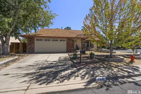 2641 Meadowbrook Ln, Carson City, NV 89701