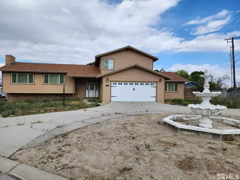 100 Bailey Dr, Hawthorne, NV 89415 photo 1