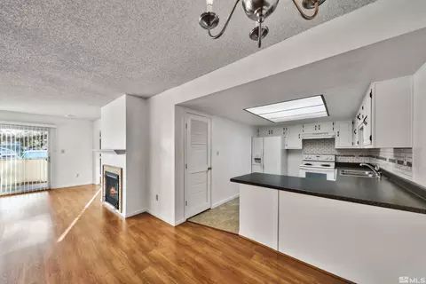 2300 Dickerson #77, Reno, NV 89503