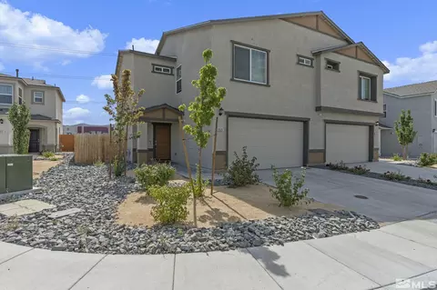 8836 Wolf Moon Dr, Reno, NV 89506