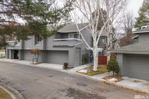 3189 Oakshire #CT, Reno, NV 89509