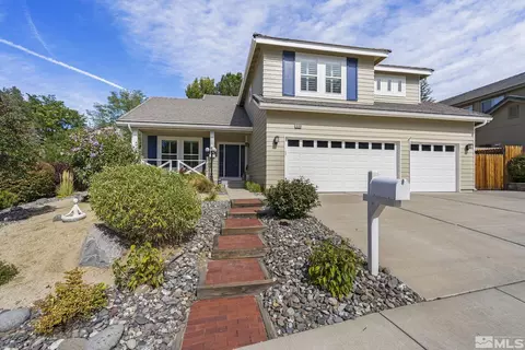 1640 Crestside Ct, Sparks, NV 89436