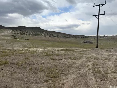 1100 Francisco Ln, Silver Springs, NV 89429