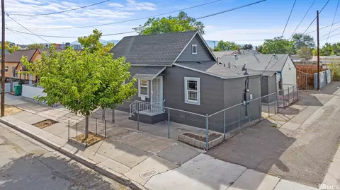 517 St, Sparks, NV 89431